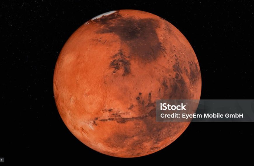 Jadi Sebenarnya Mars Itu Bukan Berwarna Merah?